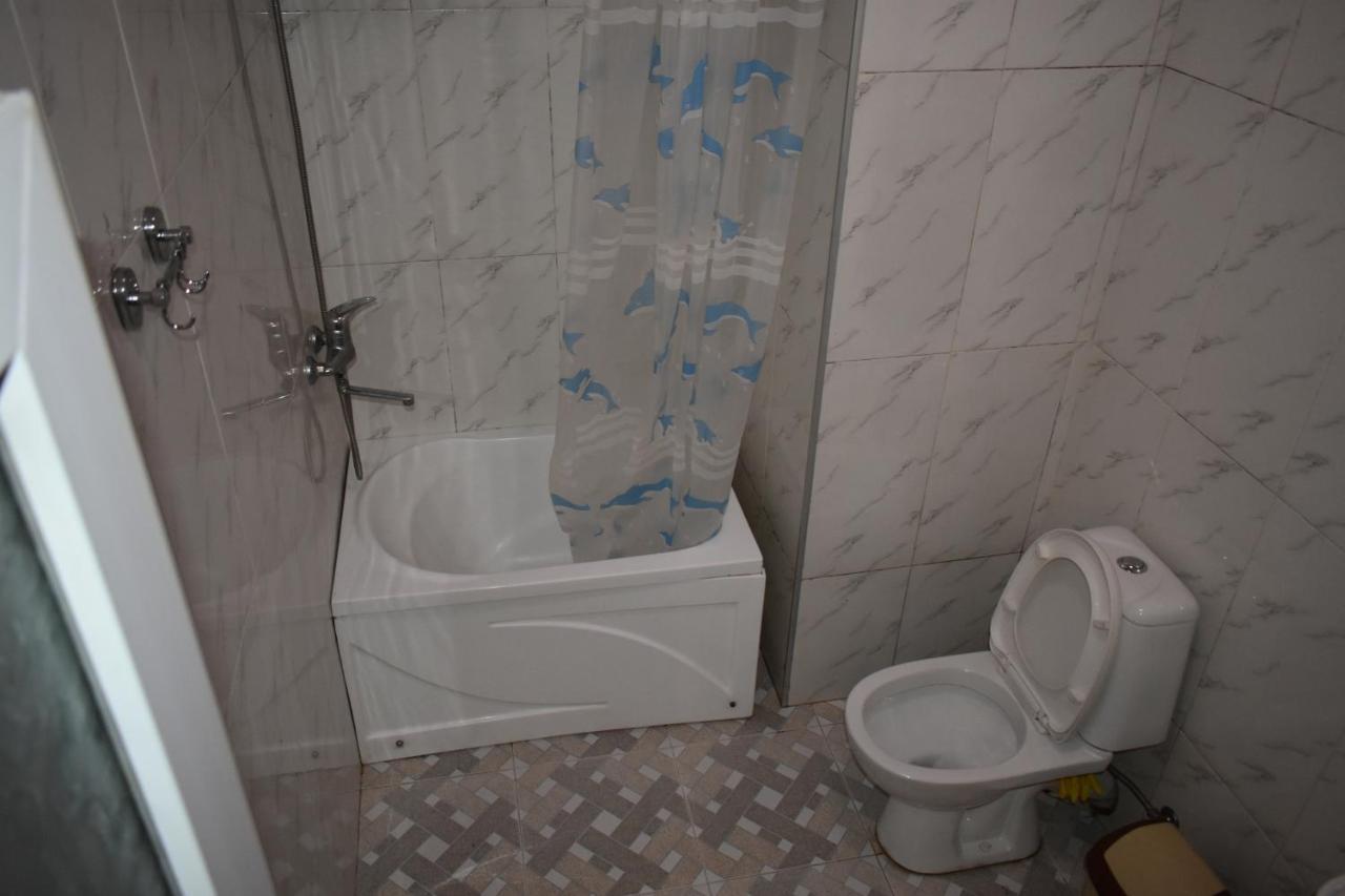 Ucha'S Apartment บาทูมิ ภายนอก รูปภาพ
