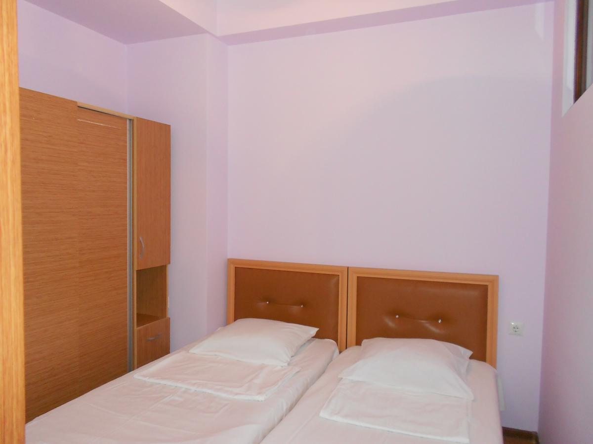 Ucha'S Apartment บาทูมิ ภายนอก รูปภาพ