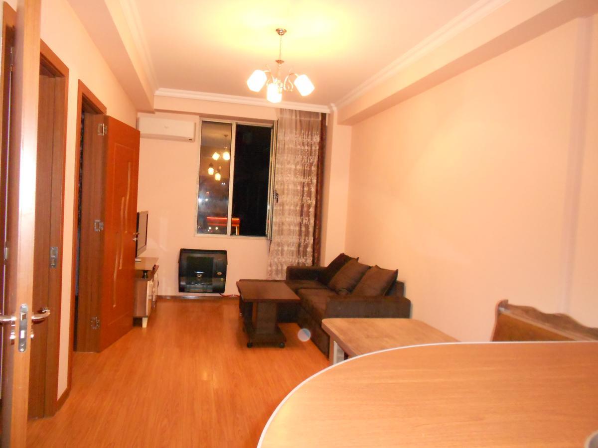Ucha'S Apartment บาทูมิ ภายนอก รูปภาพ